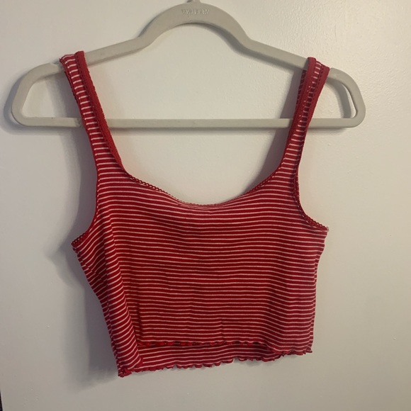 crop top - Picture 3 of 3